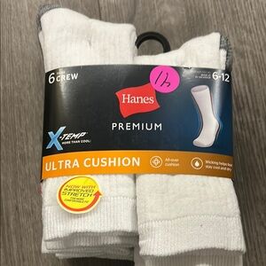 Hanes Men's White Crew Socks - Ultra Cushion